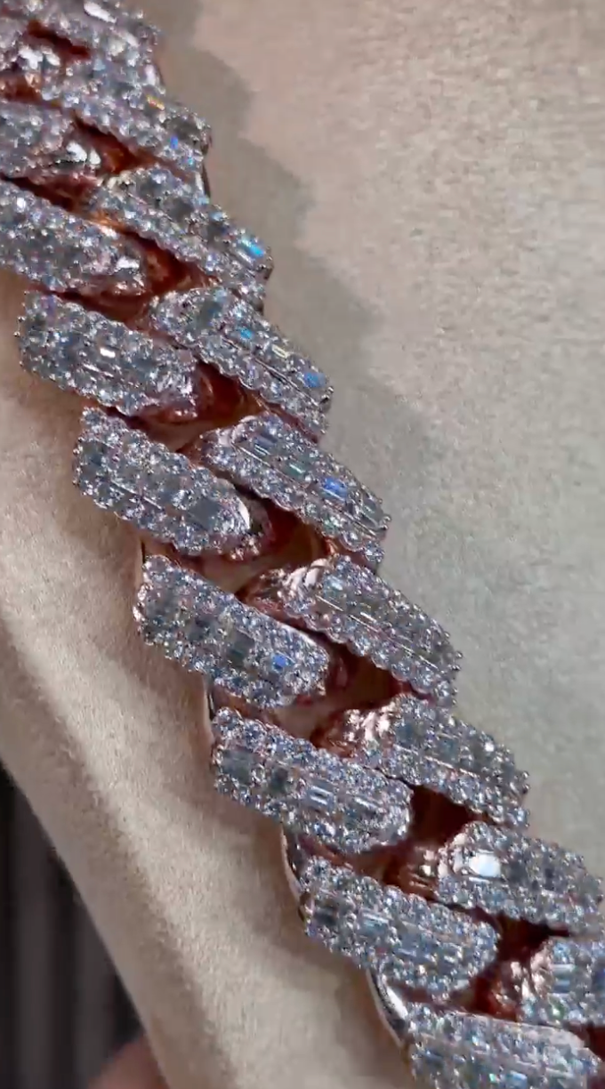 Moissanite Cuban Link (Passes All Testers)